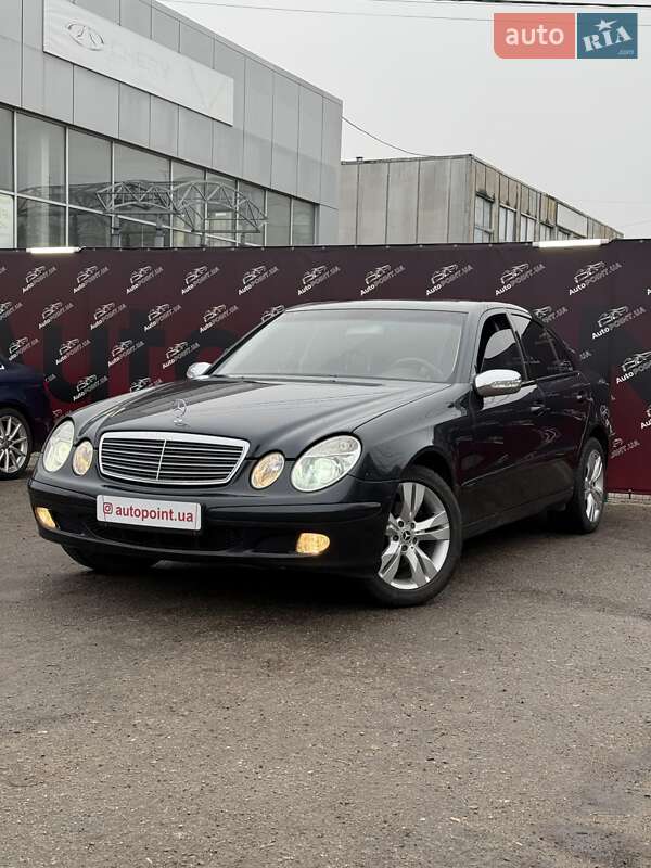 Mercedes-Benz E-Class 2004