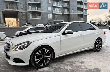 Седан Mercedes-Benz E-Class 2014 в Киеве