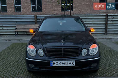 Седан Mercedes-Benz E-Class 2003 в Самборе