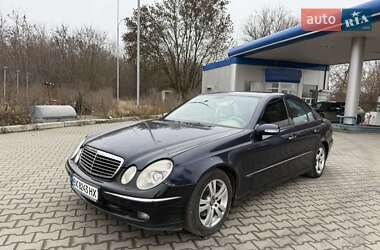 Седан Mercedes-Benz E-Class 2004 в Шепетівці