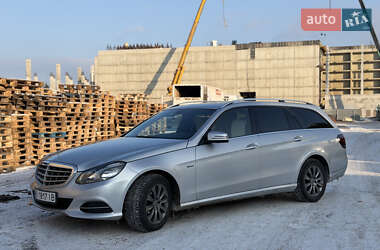 Универсал Mercedes-Benz E-Class 2015 в Киеве