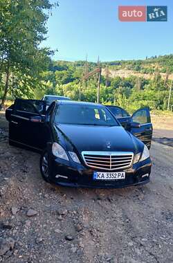 Седан Mercedes-Benz E-Class 2009 в Києві