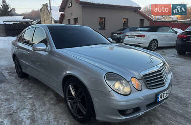 Седан Mercedes-Benz E-Class 2006 в Львові
