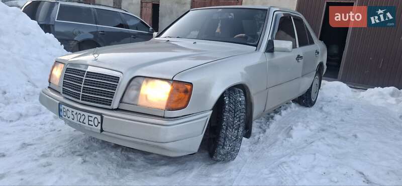 Mercedes-Benz E-Class 1992 Mercedes-Benz E-Class 1992