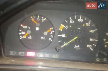 Седан Mercedes-Benz E-Class 1991 в Львове