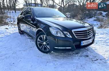 Седан Mercedes-Benz E-Class 2011 в Києві