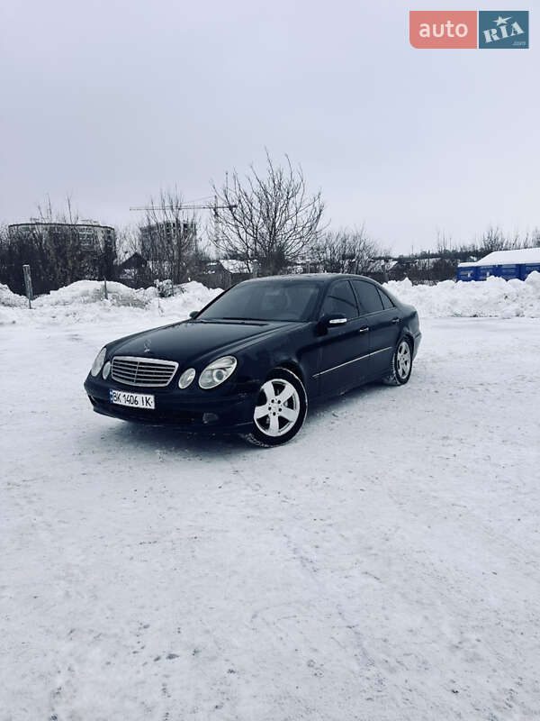 Mercedes-Benz E-Class 2004