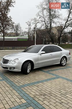 Седан Mercedes-Benz E-Class 2007 в Ізмаїлі