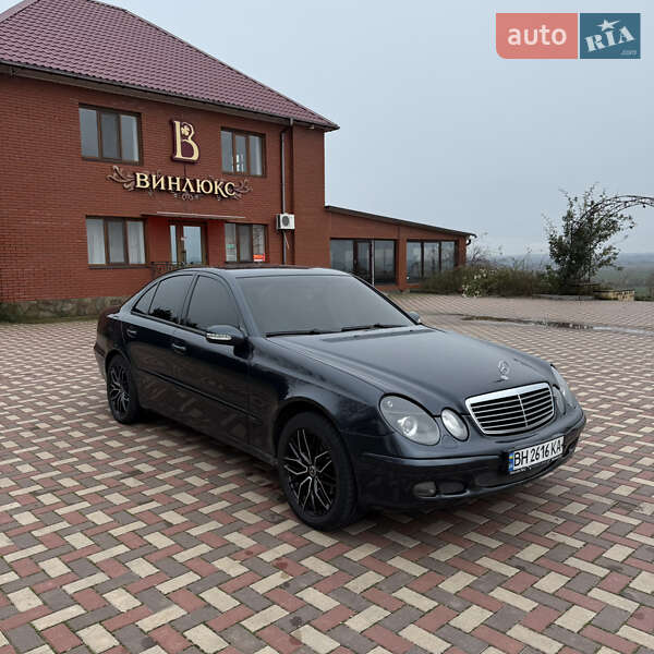 Mercedes-Benz E-Class 2002