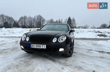 Седан Mercedes-Benz E-Class 2004 в Львове