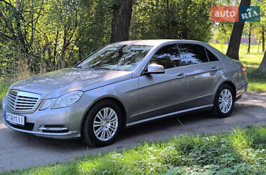 Седан Mercedes-Benz E-Class 2012 в Калуше