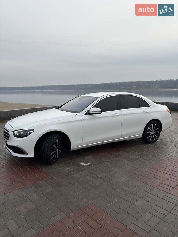 Седан Mercedes-Benz E-Class 2020 в Запорожье