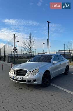 Седан Mercedes-Benz E-Class 2002 в Мукачево