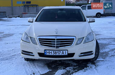 Седан Mercedes-Benz E-Class 2012 в Одессе