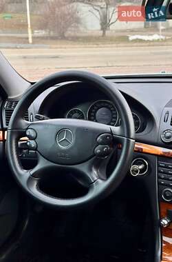 Седан Mercedes-Benz E-Class 2007 в Запорожье