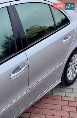 Седан Mercedes-Benz E-Class 2007 в Запорожье