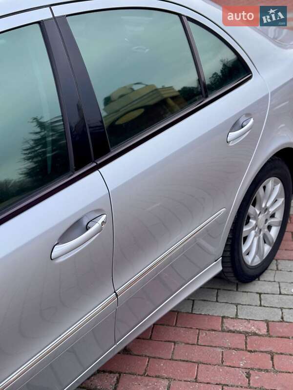 Седан Mercedes-Benz E-Class 2007 в Запорожье
