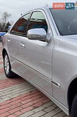 Седан Mercedes-Benz E-Class 2007 в Запорожье