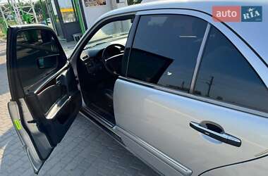 Седан Mercedes-Benz E-Class 1995 в Белгороде-Днестровском