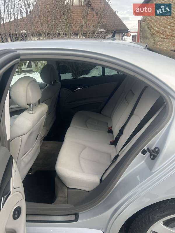 Седан Mercedes-Benz E-Class 2006 в Луцке