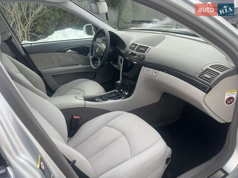 Седан Mercedes-Benz E-Class 2006 в Луцке