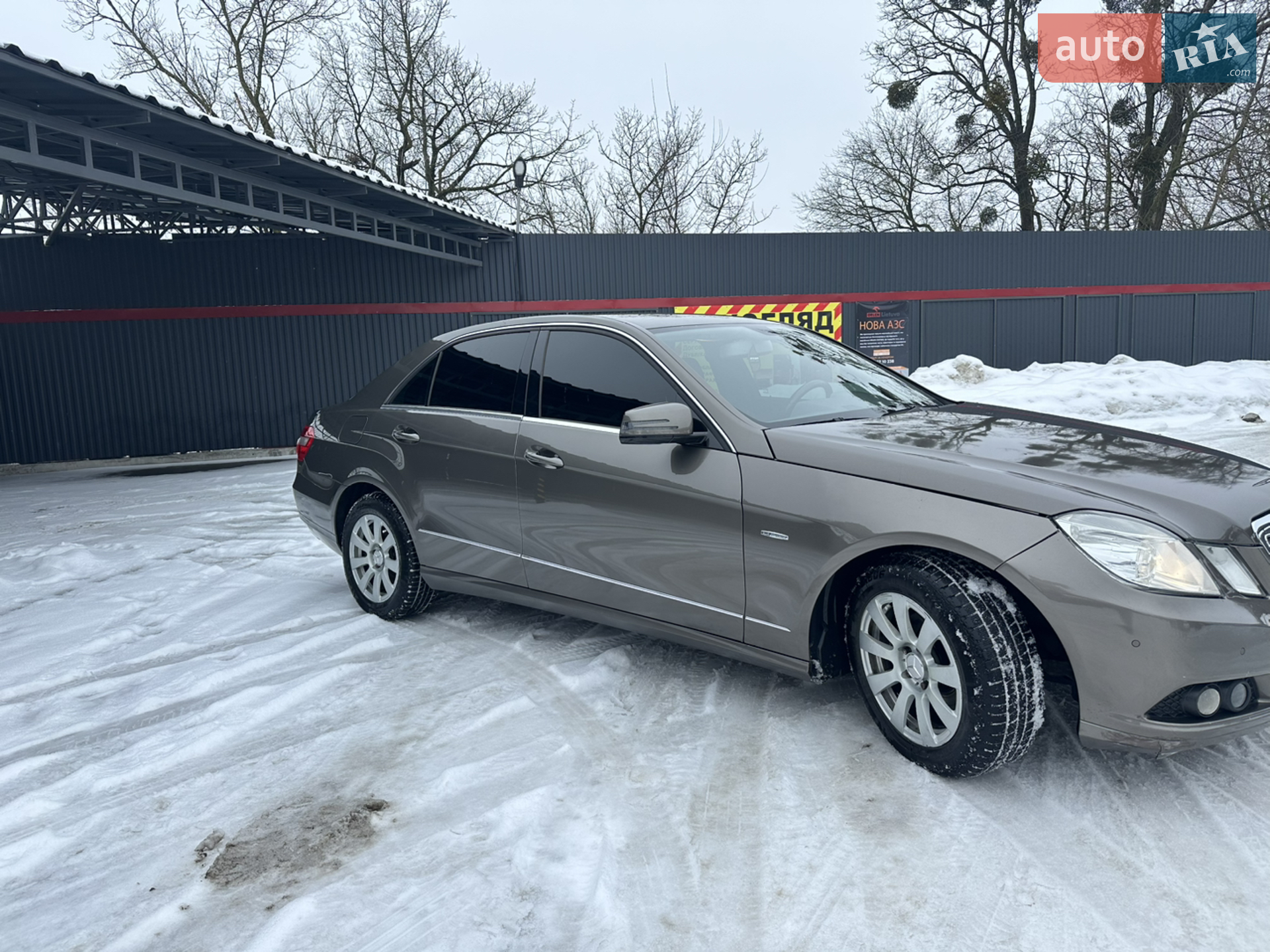 2010 Mercedes-Benz E-klasse - мініатюра 3