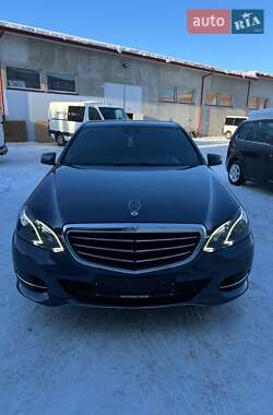 Седан Mercedes-Benz E-Class 2015 в Луцке