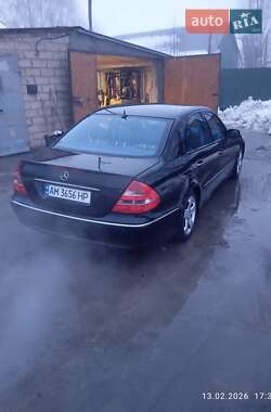 Седан Mercedes-Benz E-Class 2004 в Бердичеві