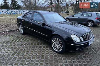 Седан Mercedes-Benz E-Class 2004 в Кривом Роге