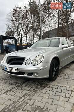 Седан Mercedes-Benz E-Class 2002 в Самборе