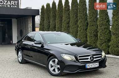 Седан Mercedes-Benz E-Class 2017 в Иршаве