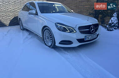 Седан Mercedes-Benz E-Class 2015 в Дубні
