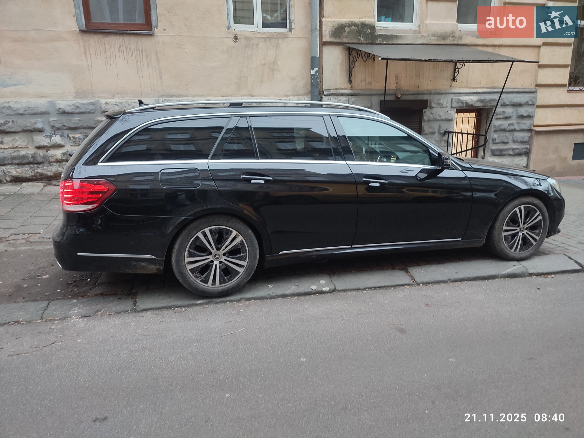 2013 Mercedes-Benz E-klasse - мініатюра 3