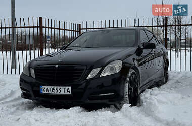 Седан Mercedes-Benz E-Class 2012 в Києві