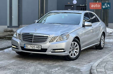 Седан Mercedes-Benz E-Class 2013 в Львове
