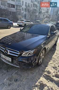 Седан Mercedes-Benz E-Class 2018 в Києві