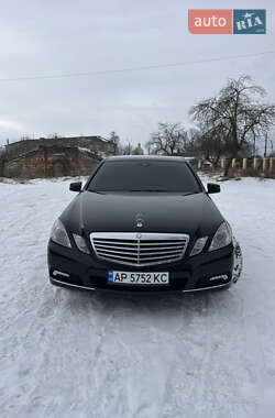 Седан Mercedes-Benz E-Class 2010 в Тульчине