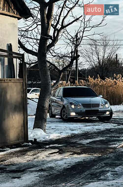 Седан Mercedes-Benz E-Class 2003 в Балте