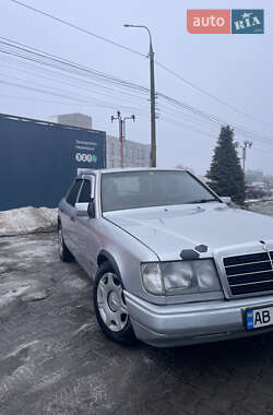 Седан Mercedes-Benz E-Class 1991 в Вінниці