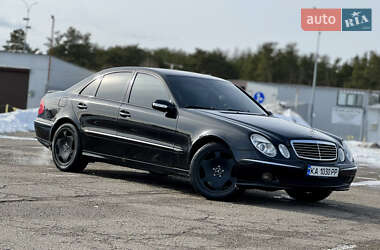 Седан Mercedes-Benz E-Class 2005 в Киеве