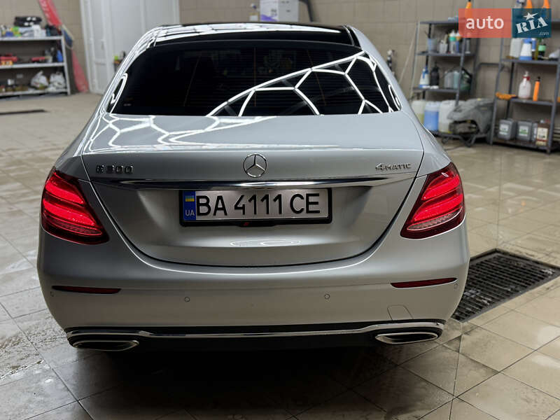 Седан Mercedes-Benz E-Class 2017 в Кропивницком