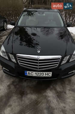 Седан Mercedes-Benz E-Class 2010 в Луцке