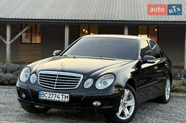 Седан Mercedes-Benz E-Class 2008 в Меденичах