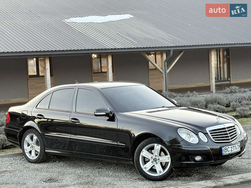 Седан Mercedes-Benz E-Class 2008 в Меденичах