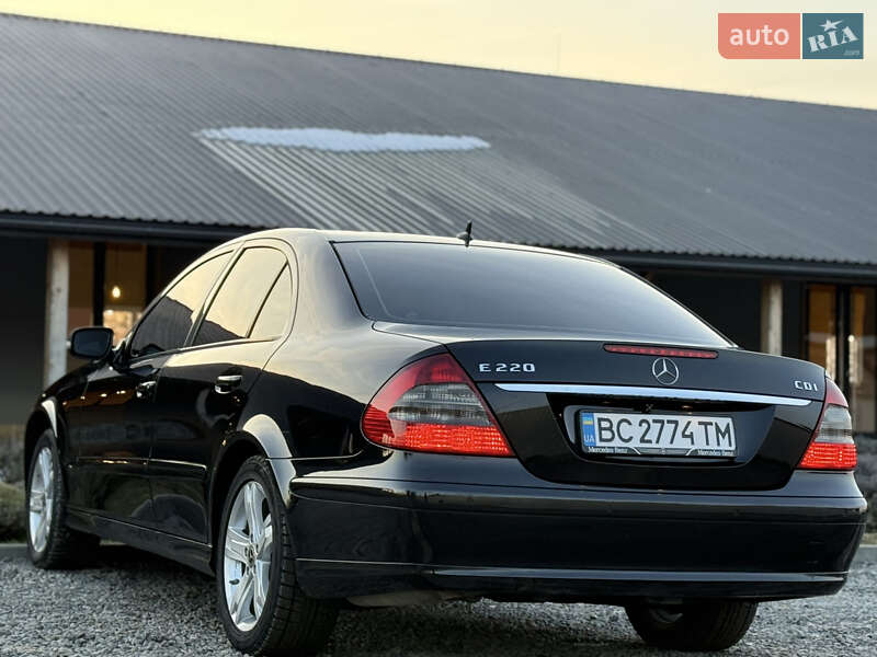 Седан Mercedes-Benz E-Class 2008 в Меденичах