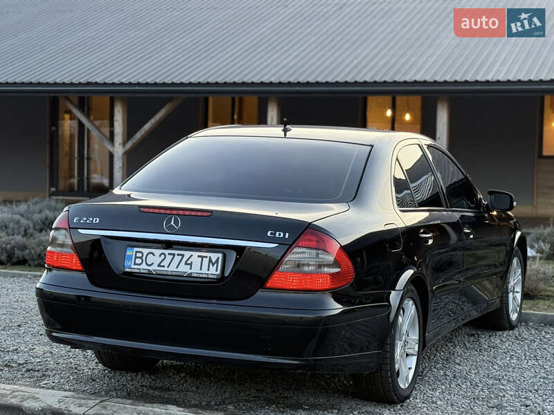 Седан Mercedes-Benz E-Class 2008 в Меденичах