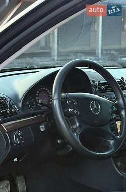 Седан Mercedes-Benz E-Class 2008 в Меденичах