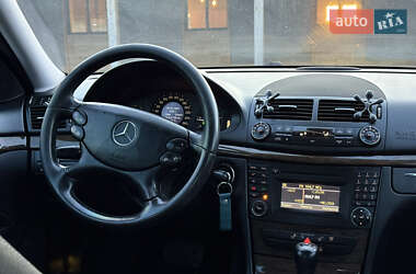 Седан Mercedes-Benz E-Class 2008 в Меденичах
