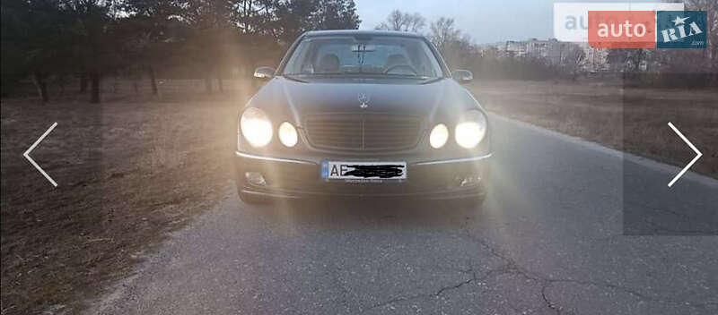 Mercedes-Benz E-Class 2004