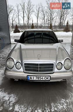 Седан Mercedes-Benz E-Class 1997 в Кагарлику